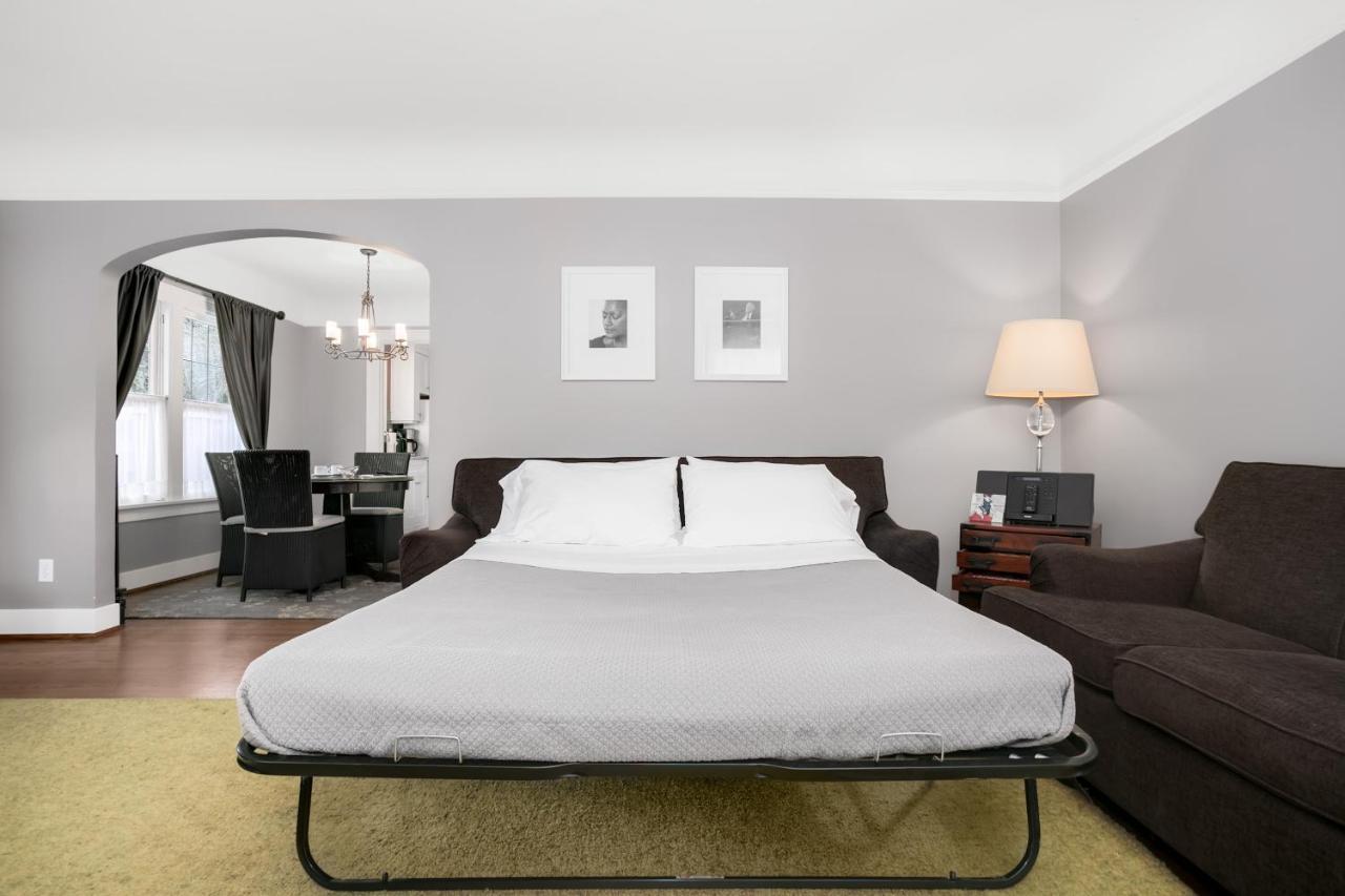 Chelsea Station Inn Сиэтл Экстерьер фото